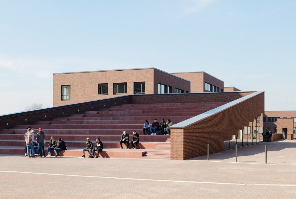 多特蒙德 U 艺术创意中心及职业教育学园，德国 / Gerber Architekten