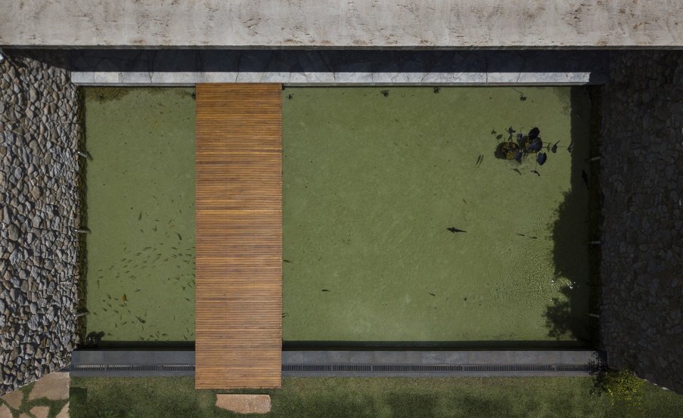 湖之屋，巴西 / Lake by mf+arquitetos