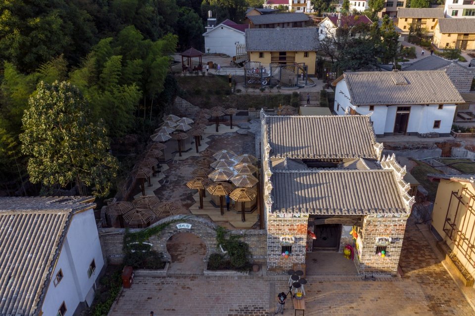 夏木塘儿童公益书院，江西 / 上海交通大学奥默默工作室 + HDD 上海华都建筑规划设计有限公司