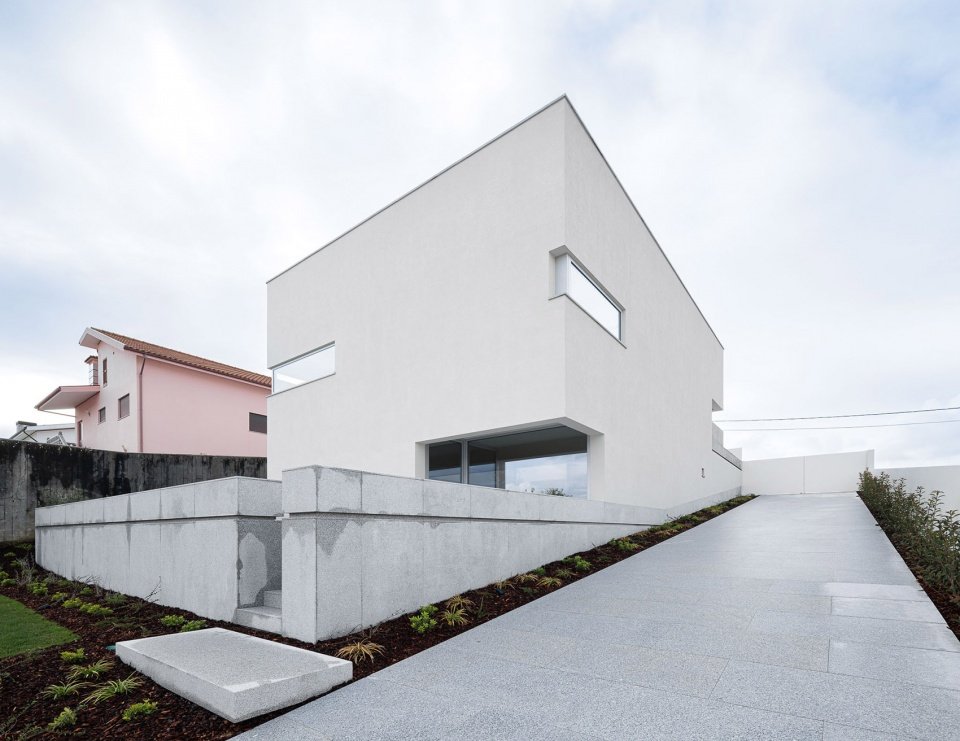 Santa Marinha 住宅，葡萄牙 / Helder da Rocha Arquitectos