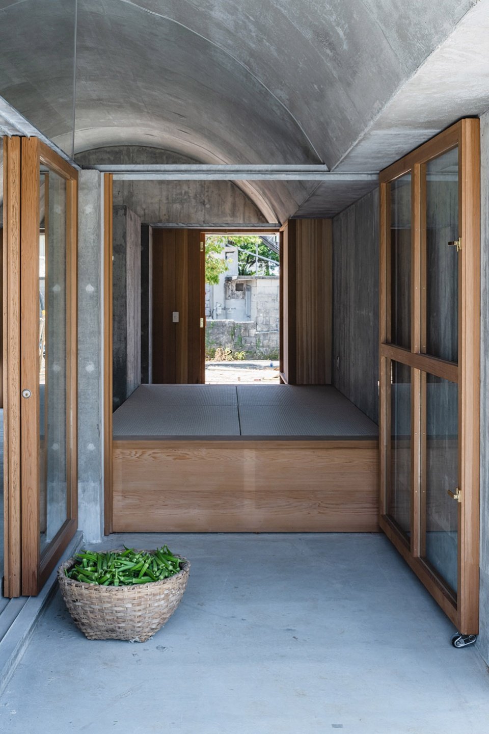 志坚原住宅，日本冲绳 / Studio Cochi Architects