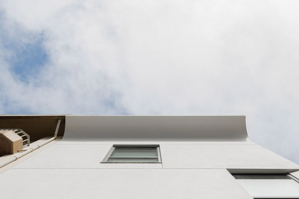 垂直住宅，波尔图 / Tsou Arquitectos