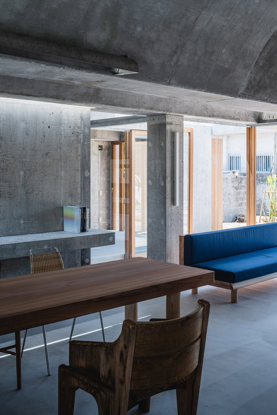 志坚原住宅，日本冲绳 / Studio Cochi Architects