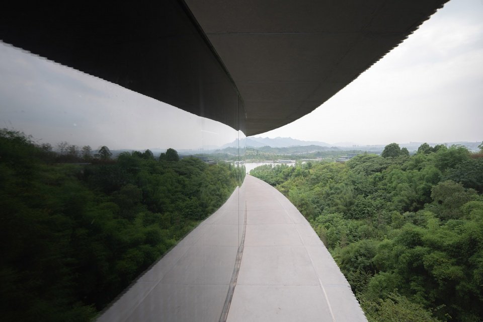 重庆两江协同创新区规划展示中心 / 汤桦建筑设计 重庆两江协同创新区规划展示中心 / 汤桦建筑设计