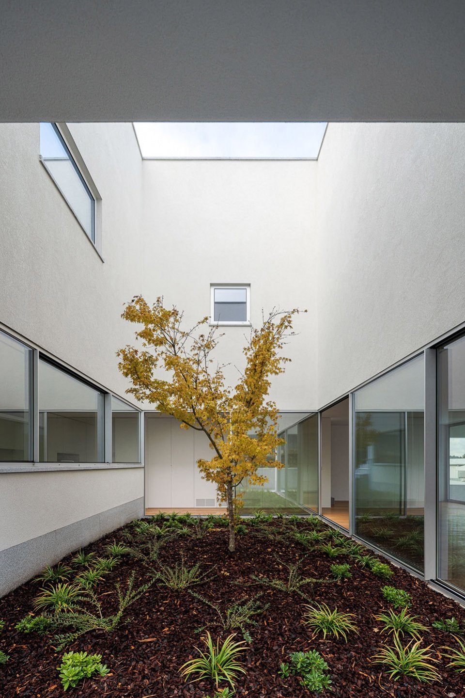 Santa Marinha 住宅，葡萄牙 / Helder da Rocha Arquitectos
