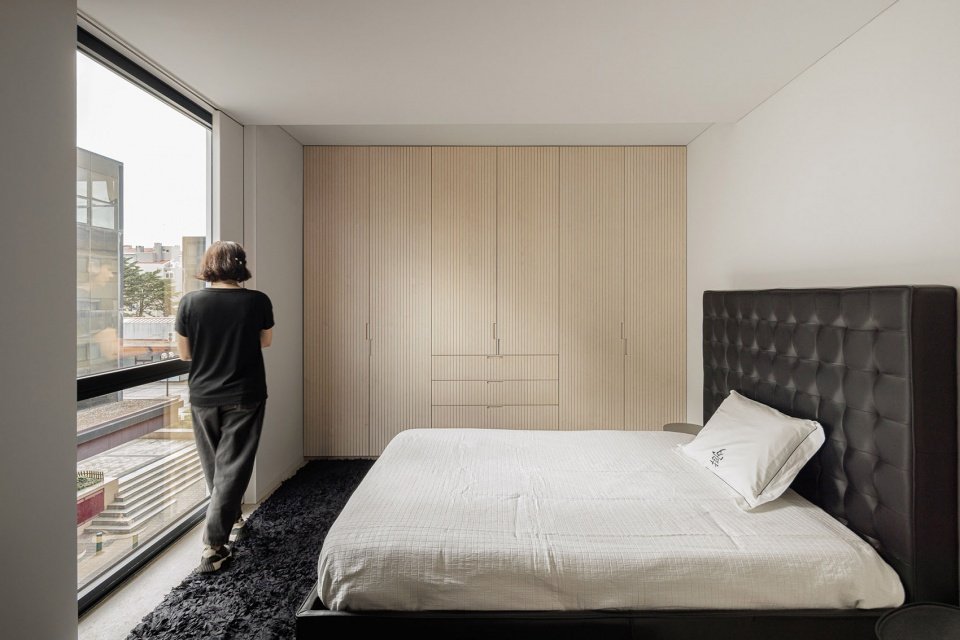 垂直住宅，波尔图 / Tsou Arquitectos