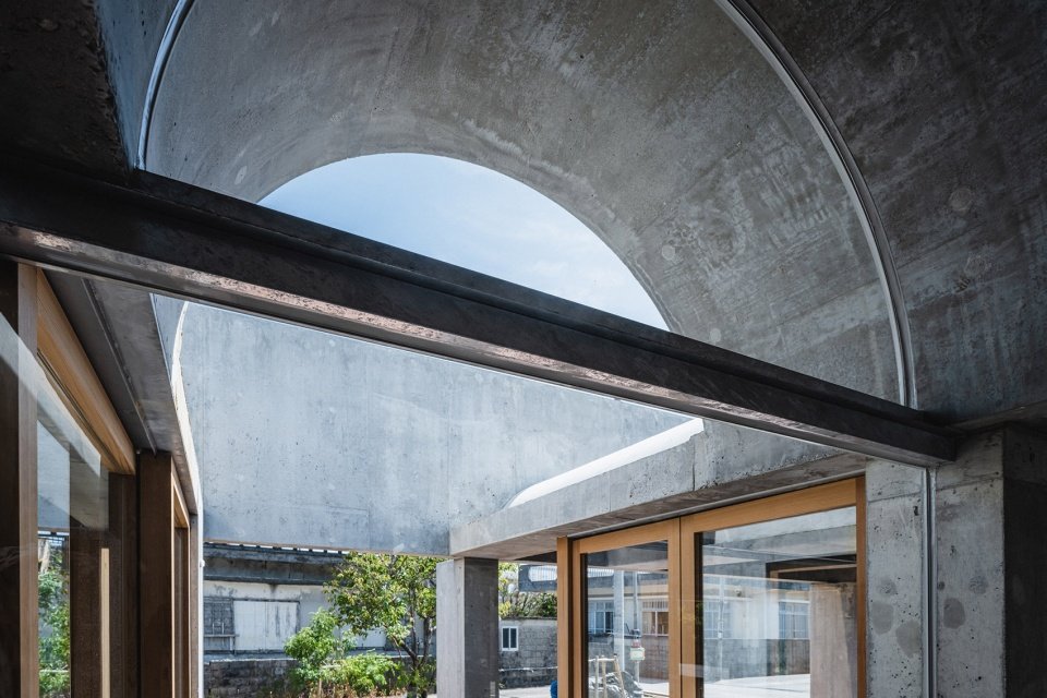 志坚原住宅，日本冲绳 / Studio Cochi Architects