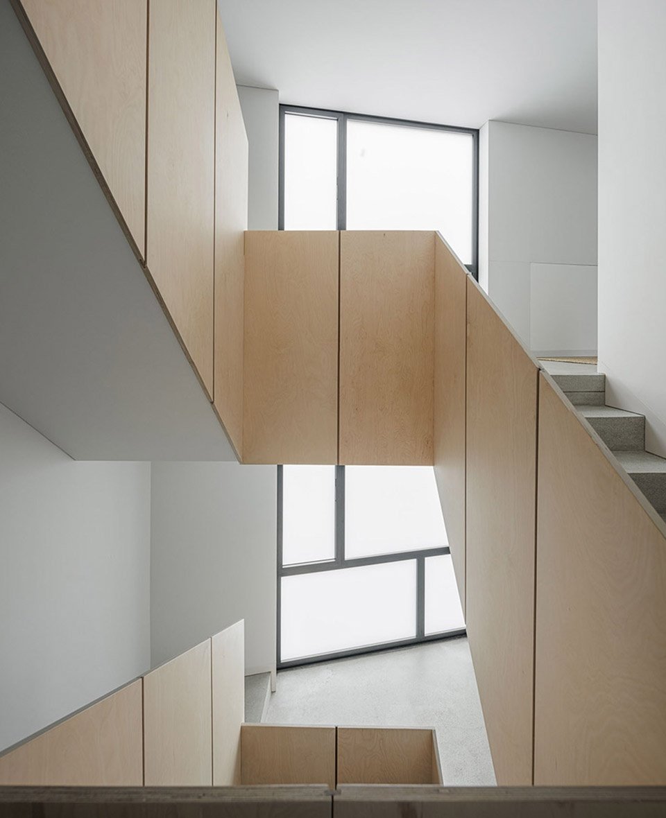 垂直住宅，波尔图 / Tsou Arquitectos