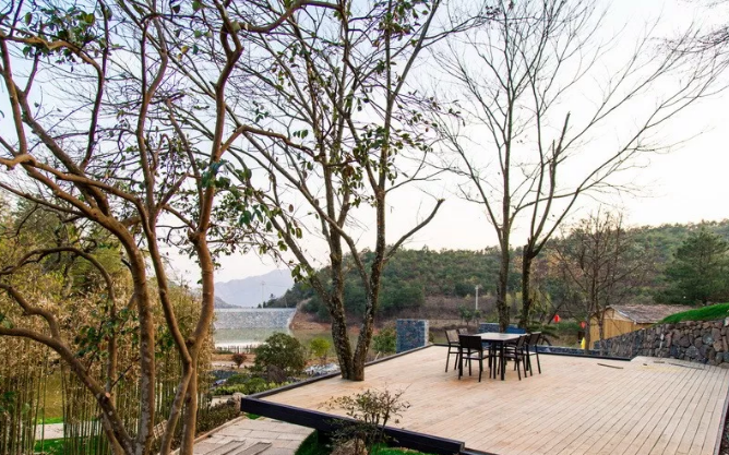 祖传的宅院改造成民宿，让“空心村”复苏！