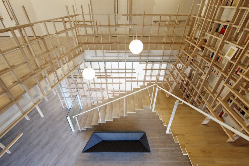 原木经典——用木料覆盖的疗养院 原木经典——用木料覆盖的疗养院