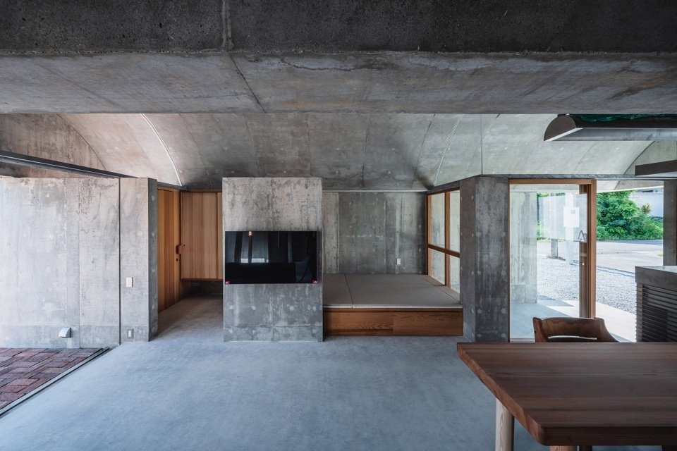 志坚原住宅，日本冲绳 / Studio Cochi Architects
