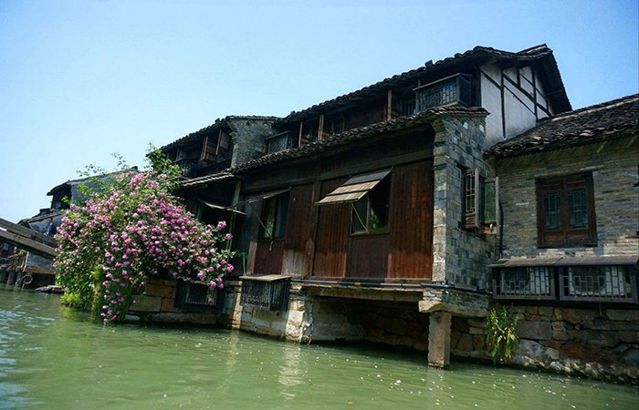 旅游民宿，要规范，更要有特色