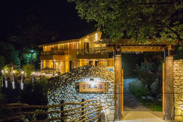 他隐居千岛湖,在 3000 亩桃源改造老房终圆田园梦 他隐居千岛湖,在 3000 亩桃源改造老房终圆田园梦