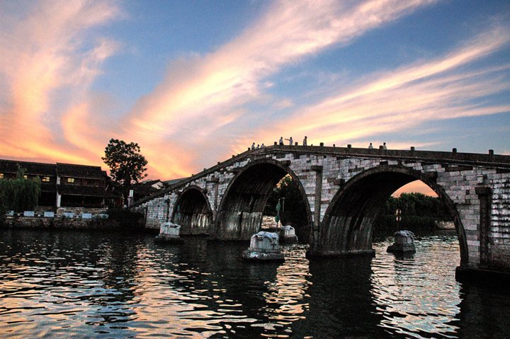 杭州桥西历史街区打造“文艺范”运河小木屋精致回归 杭州桥西历史街区打造“文艺范”运河小木屋精致回归