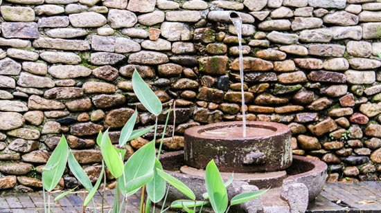 陈谷:山间旧屋改造成时尚民宿 陈谷:山间旧屋改造成时尚民宿