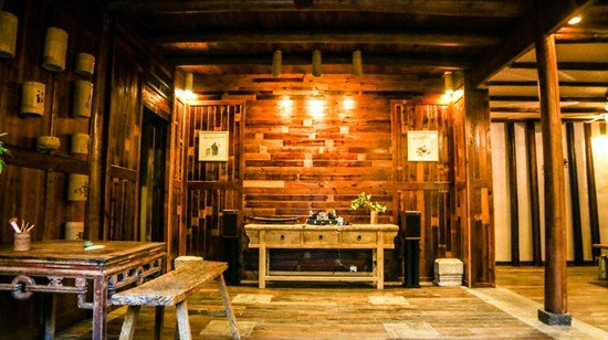 陈谷:山间旧屋改造成时尚民宿 陈谷:山间旧屋改造成时尚民宿