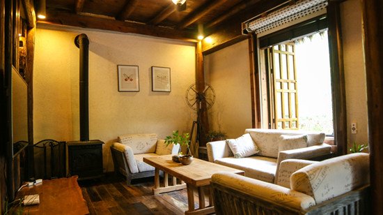 陈谷:山间旧屋改造成时尚民宿 陈谷:山间旧屋改造成时尚民宿