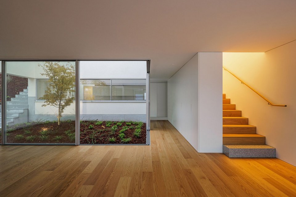 Santa Marinha 住宅，葡萄牙 / Helder da Rocha Arquitectos