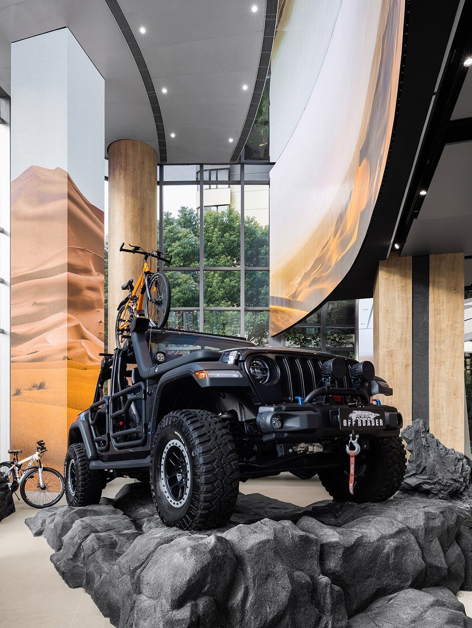 Jeep 全球首家探享中心概念店，上海 / INGROUP
