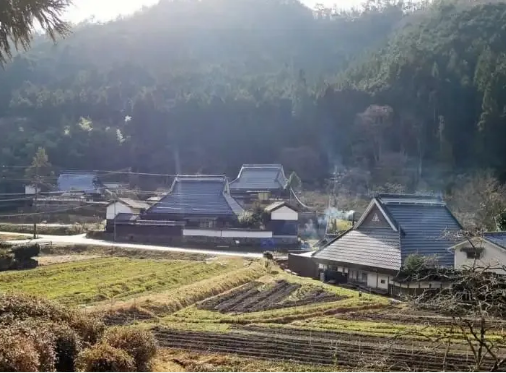 日本 8 个古建筑改造的民宿案例