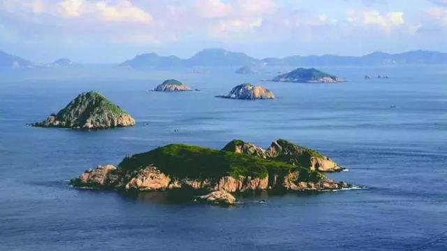 电影《乘风破浪》里的小渔村，在嵊泗安静的伫立着