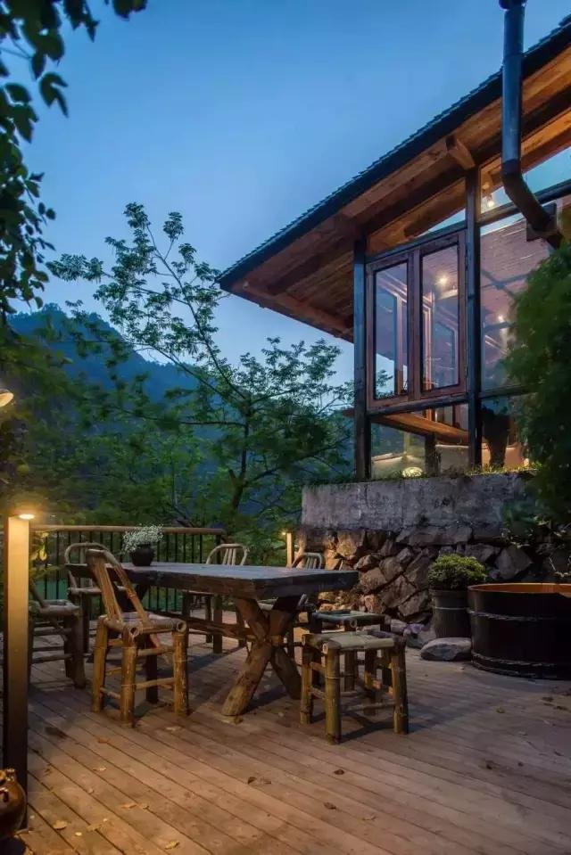 渐夜山水间，在永嘉林间浮现的梦幻小城堡