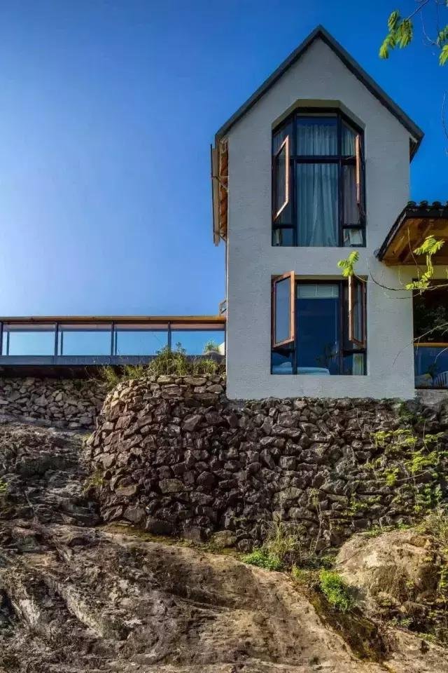 渐夜山水间，在永嘉林间浮现的梦幻小城堡