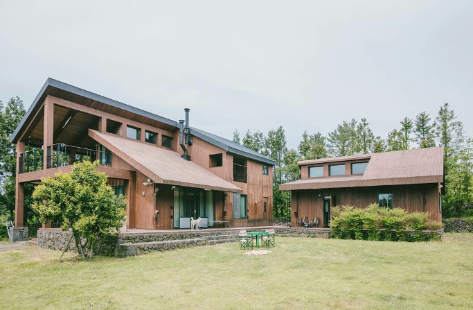 进击的民宿和焦虑的酒店，将何去何从？