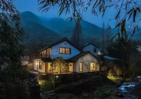 德清莫干山小镇——国内最成功的乡村旅游综合体