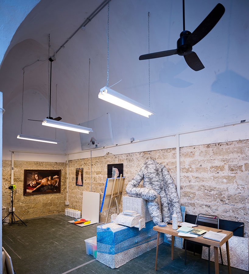 战争中幸存的建筑——乡村风小酒馆设计