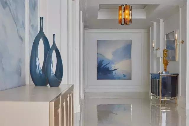 在青翠欲滴的山野里,将清凉禅意进行到底。 在青翠欲滴的山野里,将清凉禅意进行到底。