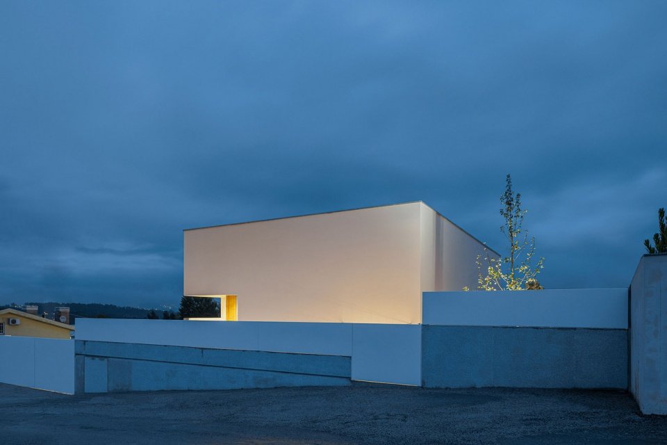 Santa Marinha 住宅，葡萄牙 / Helder da Rocha Arquitectos