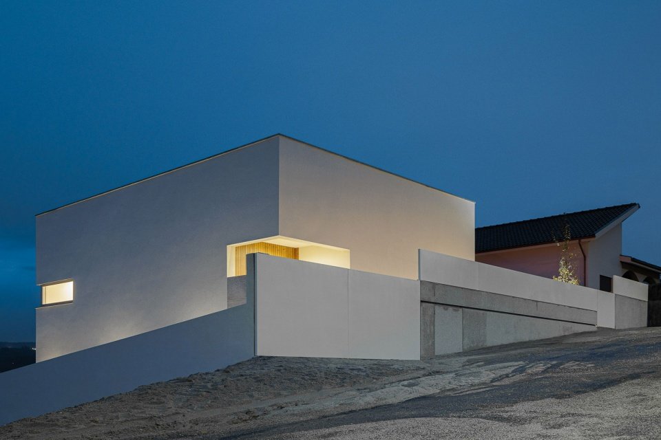 Santa Marinha 住宅，葡萄牙 / Helder da Rocha Arquitectos