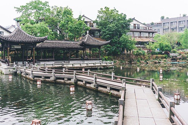 国内民宿的“冰与火之歌”