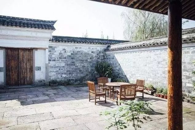 他爆改民国大亨故居,竟成了人们避世的好去处 他爆改民国大亨故居,竟成了人们避世的好去处