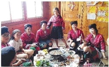 金秀瑶族自治县：旧宅一经改造 吸引游人无数