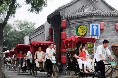 由繁华闹市到宁静优雅只是一个转身的距离 由繁华闹市到宁静优雅只是一个转身的距离