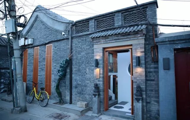 由繁华闹市到宁静优雅只是一个转身的距离 由繁华闹市到宁静优雅只是一个转身的距离