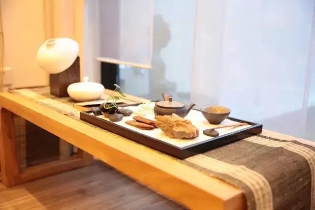 由繁华闹市到宁静优雅只是一个转身的距离 由繁华闹市到宁静优雅只是一个转身的距离