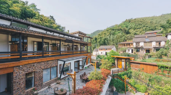 民宿如何能保住你的诗与远方？