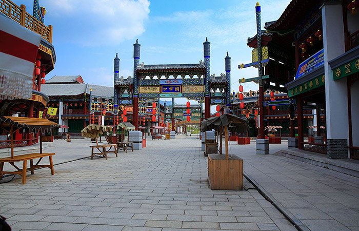 横店民宿经营者：景区美了 生意旺了