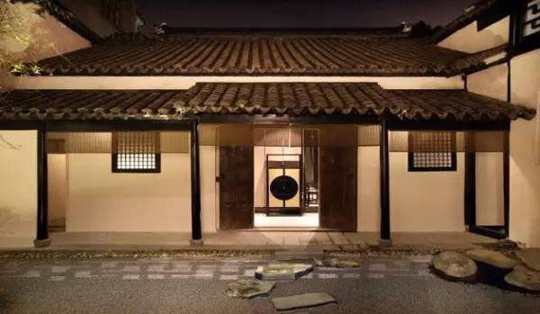 一座古宅改造成了最有禅意的民宿