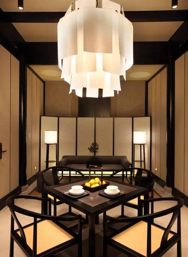 一座古宅改造成了最有禅意的民宿