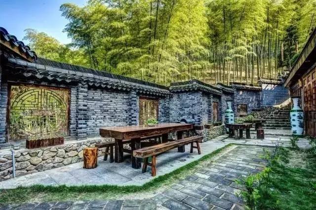 小包总的民宿经营模式，安迪都投降了！