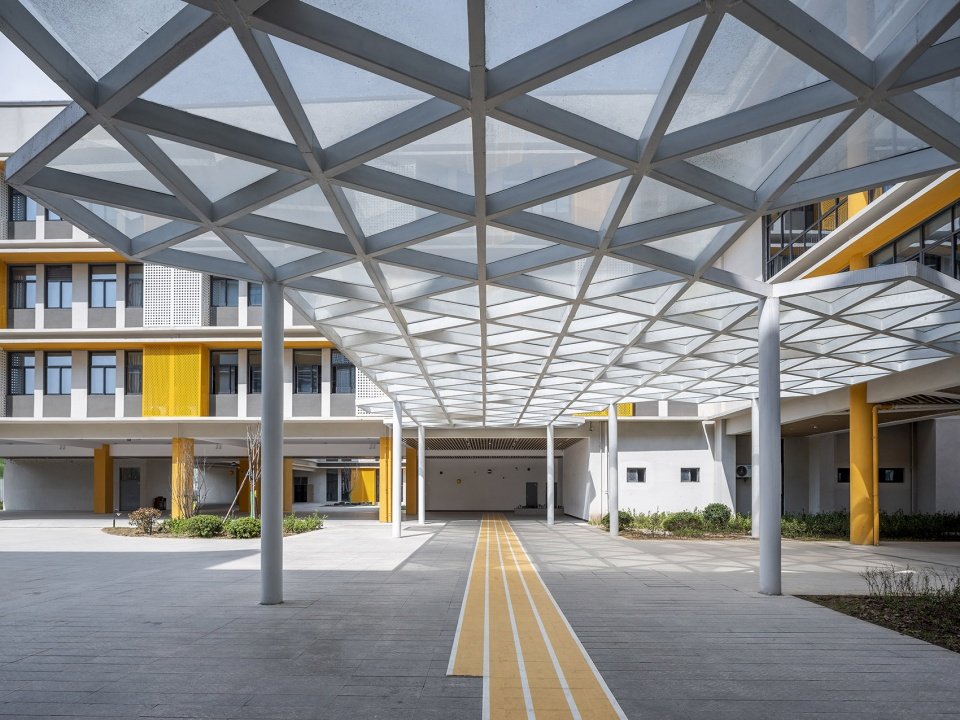 西安市浐灞第二十三小学 / SAI 国际设计