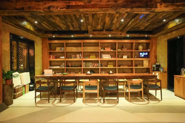 隐于山中︱千岛湖民宿：青山为邻、绿水作伴