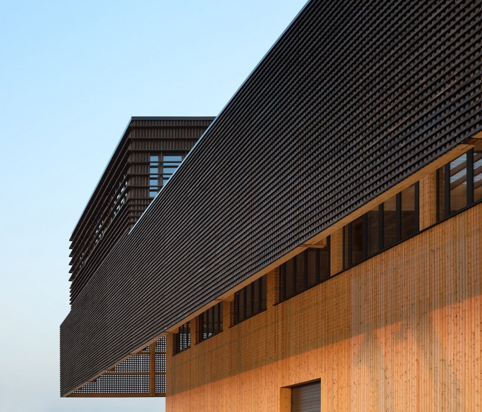 Hald & Grunewald 总部大楼，斯图加特 / rundzwei Architekten BDA