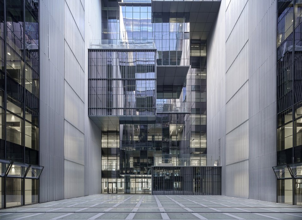 国家重型汽车工程技术研究中心,济南 / CCDI 21 设计工作室 国家重型汽车工程技术研究中心,济南 / CCDI 21 设计工作室