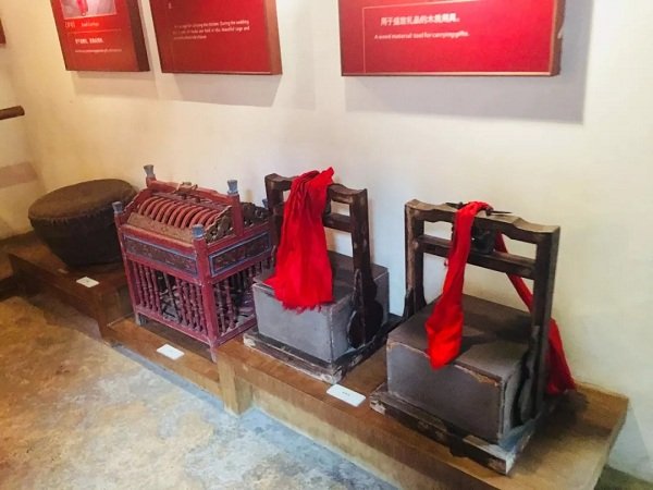 鹤湖新居被誉为“客家第一围” 鹤湖新居被誉为“客家第一围”