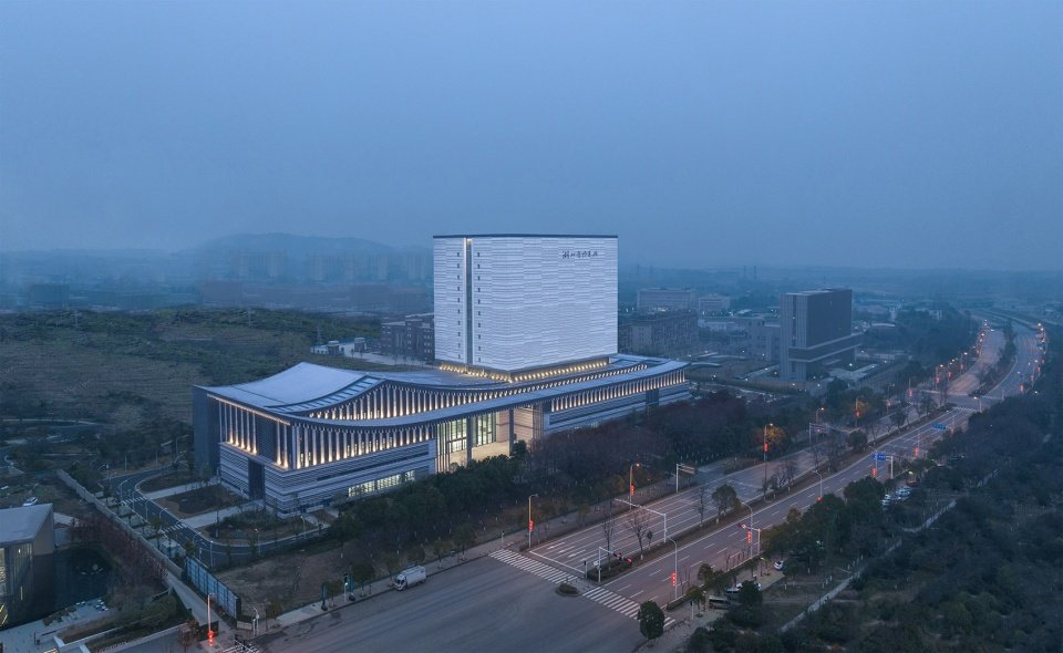 湖北省档案馆新馆 / 中南建筑设计院股份有限公司